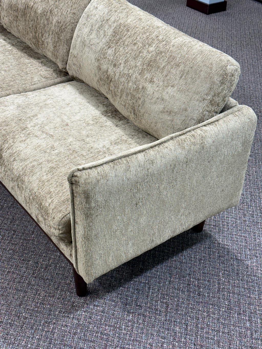 Modern Chenille Loveseat Sofa | Mid-Century Wood Legs | New Open Box