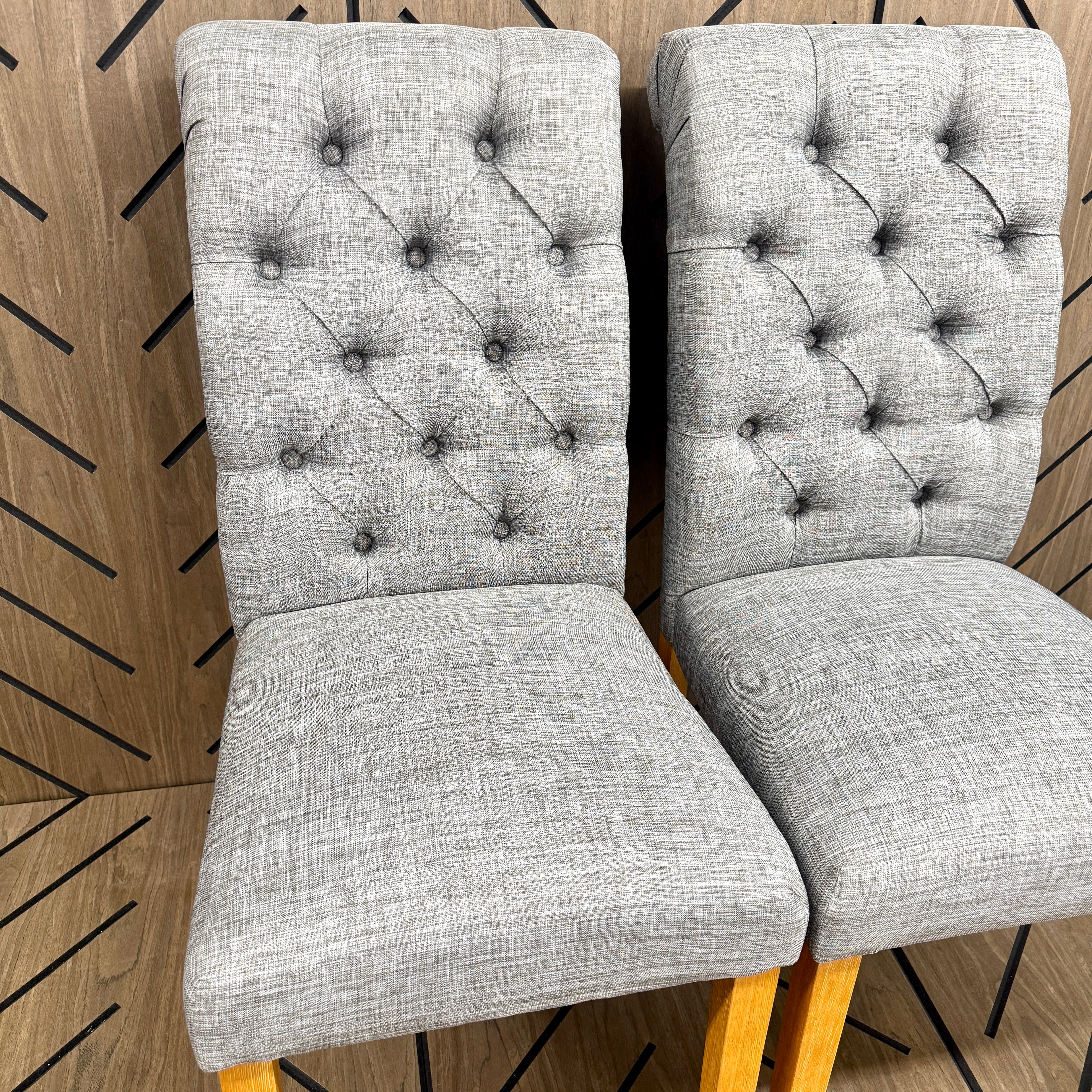 Steve Silver Hartford Tufted Dining Chairs Set of 2
