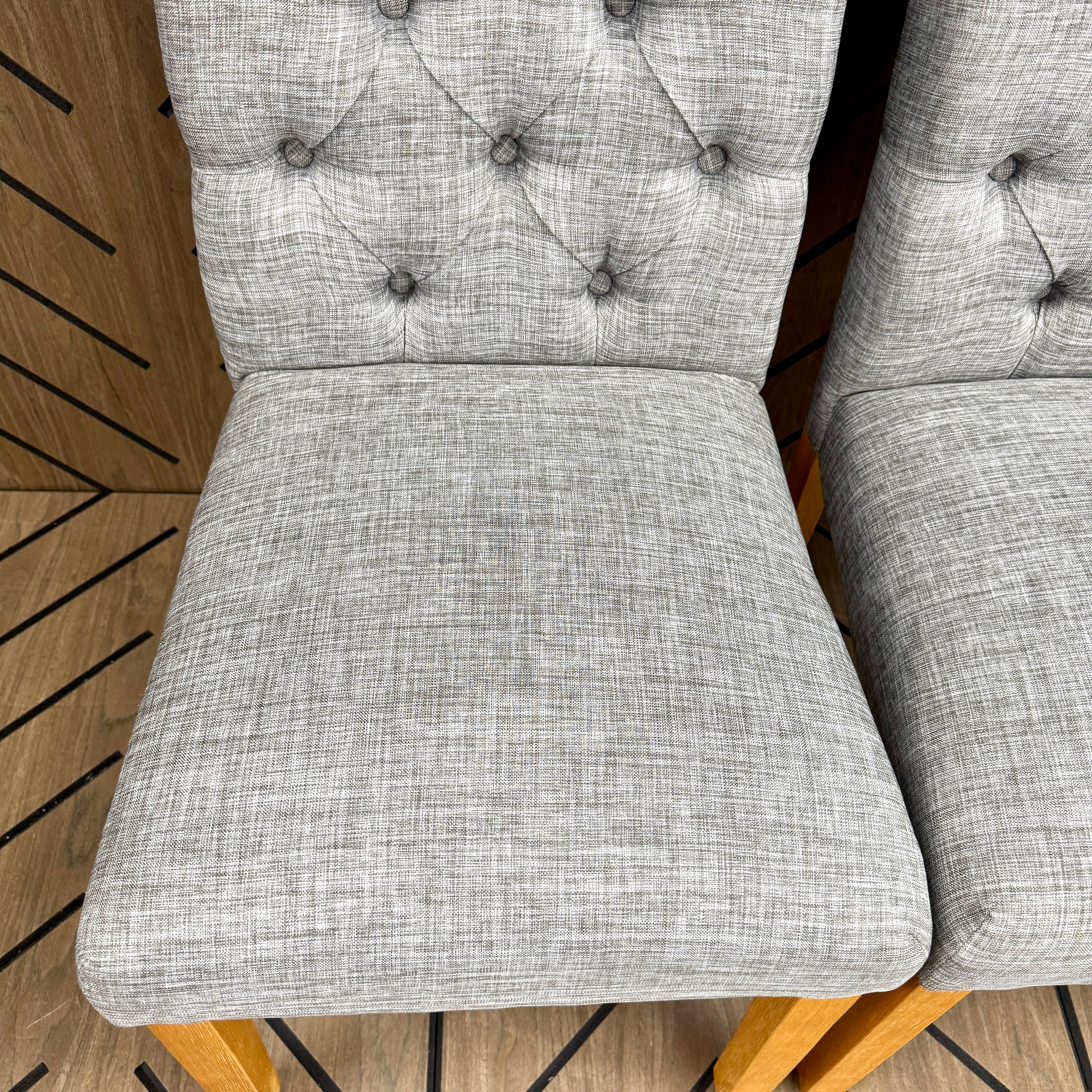 Steve Silver Hartford Tufted Dining Chairs Set of 2