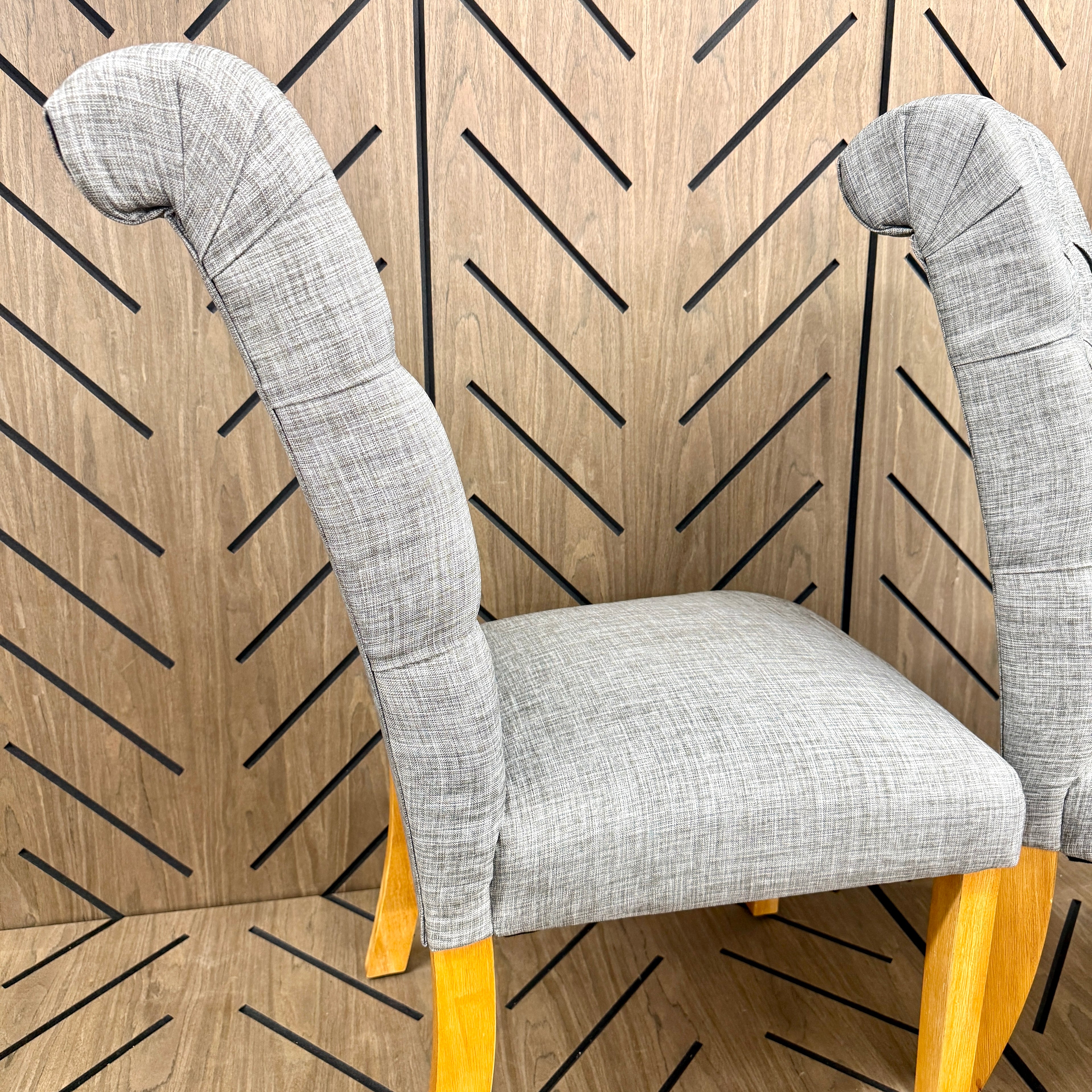 Steve Silver Hartford Tufted Dining Chairs Set of 2