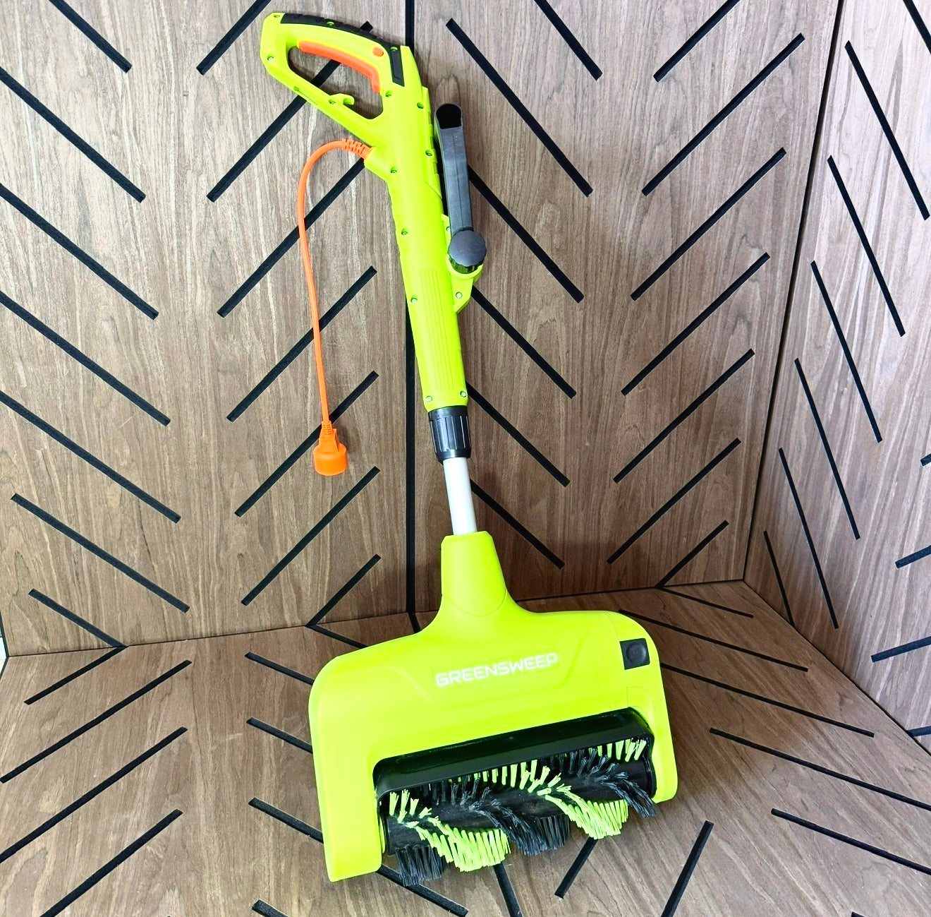 GreenSweep Reviver Electric Artificial Grass Power Brush - Turf Cleaner