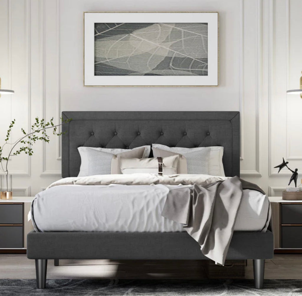 Mercury Row Hegg Tufted Upholstered Platform Bed Full